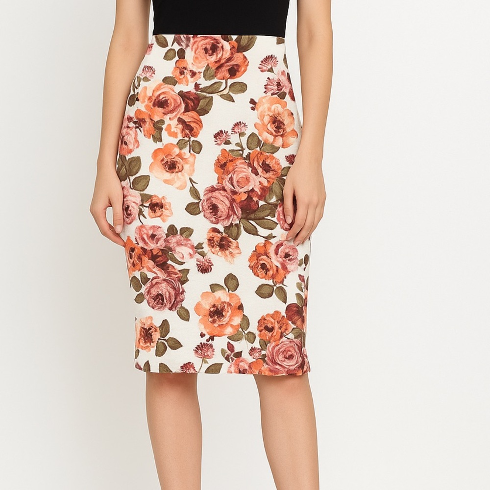 SILHOUETTE NYC Floral Pencil Skirt Women’s Size L Made in USA Stretch Fabric
